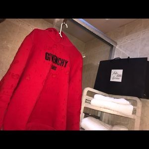 GIVENCHY HOODIE